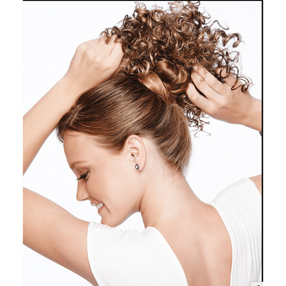 CHEER DANCE CURLS By Hairdo - Picture 3 of 13